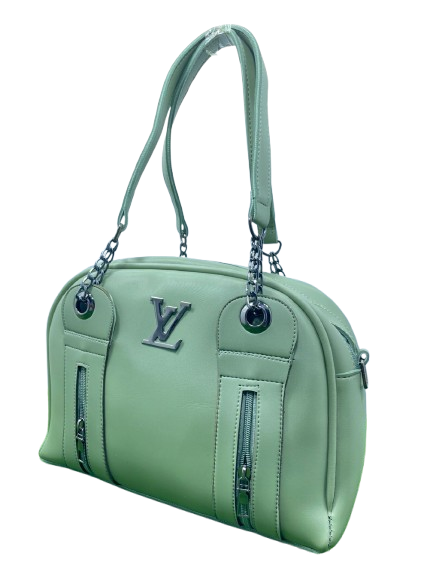 CHIC CARRIER