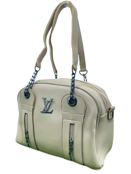 CHIC CARRIER
